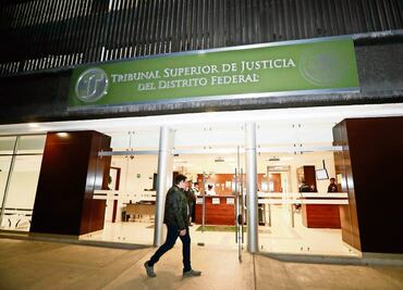 Taxista que asaltó a joven seguirá juicio en prisión