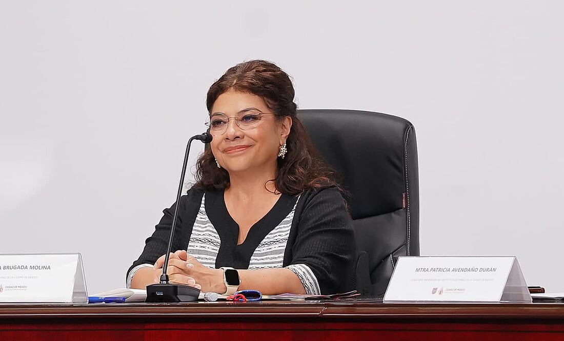 Clara Brugada defiende seguridad en la CDMX a pesar del asesinato de sus colaboradores. Foto: EFE