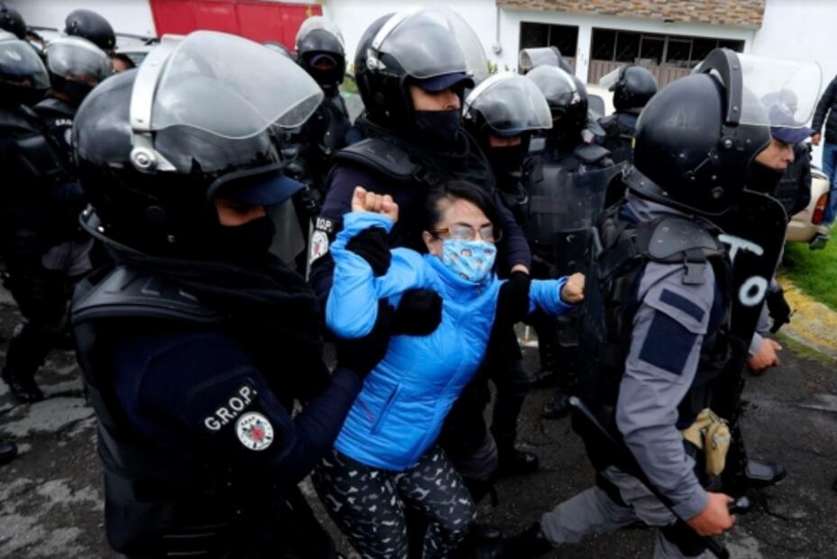 Clases por TV, fuerza policial y la piñata de López-Gatell, entre las fotos de la semana