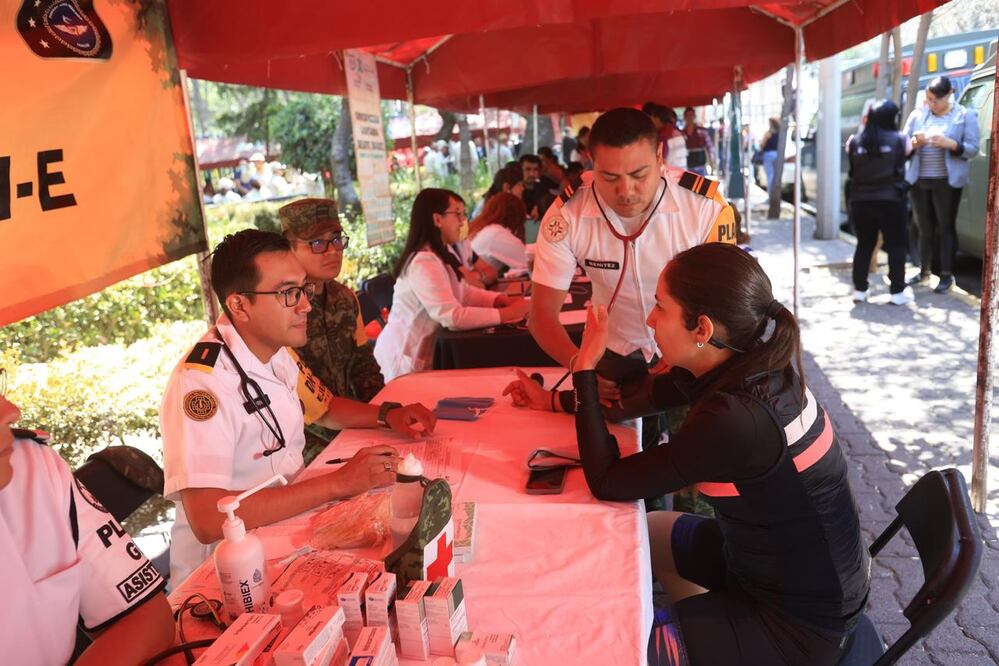 El servicio médico forma parte del plan de apoyo DN-III-E que brinda el Ejército, la Secretaría de Marina y de Salud. (FOTO: Gabriel Pano)