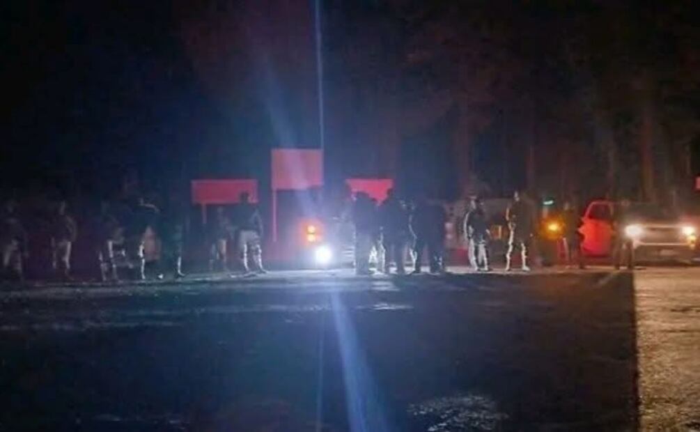 Mantienen operativo de seguridad en Guadalupe y Calvo, Chihuahua tras ataque con explosivos; tres agentes resultan lesionados. Foto: Especial