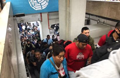 Líneas 9 y 3 del Metro no se dan abasto; usuarios batallan para llegar a sus destinos, VIDEO