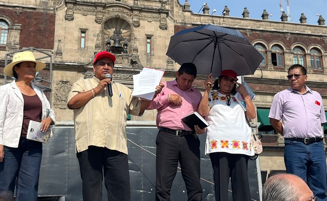 Integrantes de la CNTE. Foto: Yalina Ruiz / EL UNIVERSAL