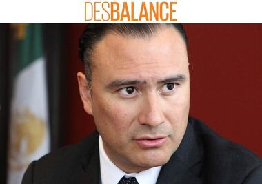 Anuncio sobre el acero, en puerta