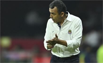 Chivas hace oficial la destitución de Ricardo Cadena como Director Técnico