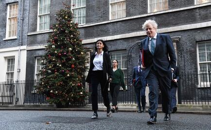 Renuncian dos asesores de Boris Johnson, en pleno escándalo del Partygate