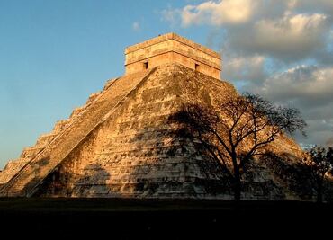 Cueva de Balamkú fue un sitio de desacralización