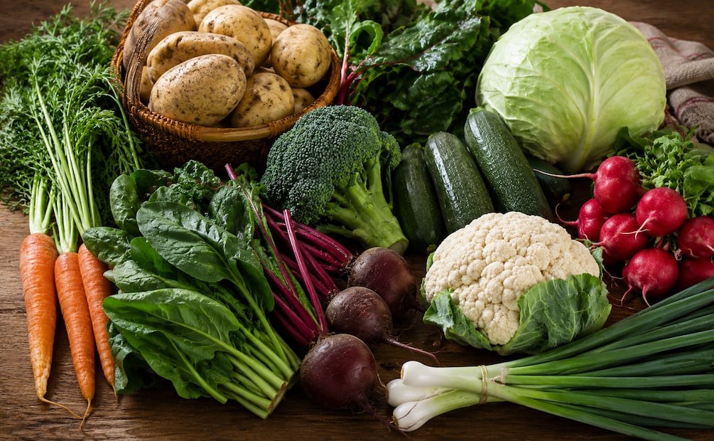 Haz espacio en tu menú, porque septiembre llega acompañado de alimentos para probar de diferentes maneras. Foto: Imagen generada con IA