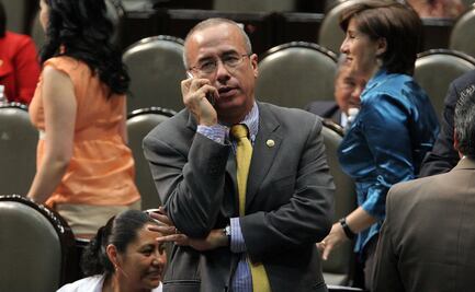 Marginan del Consejo de Salubridad General a UNAM, IPN y ANUIES, acusa diputado del PAN