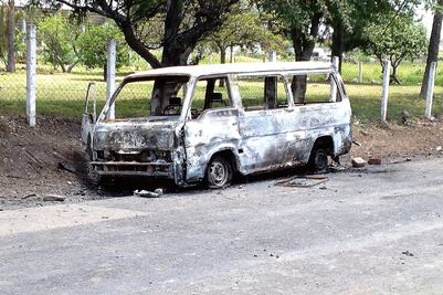 Ruteros se pelean el pasaje; hay un muerto