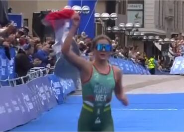 Jimena de la Peña obtiene el subcampeonato en el Mundial de Triatlón Junior Hamburgo 2023