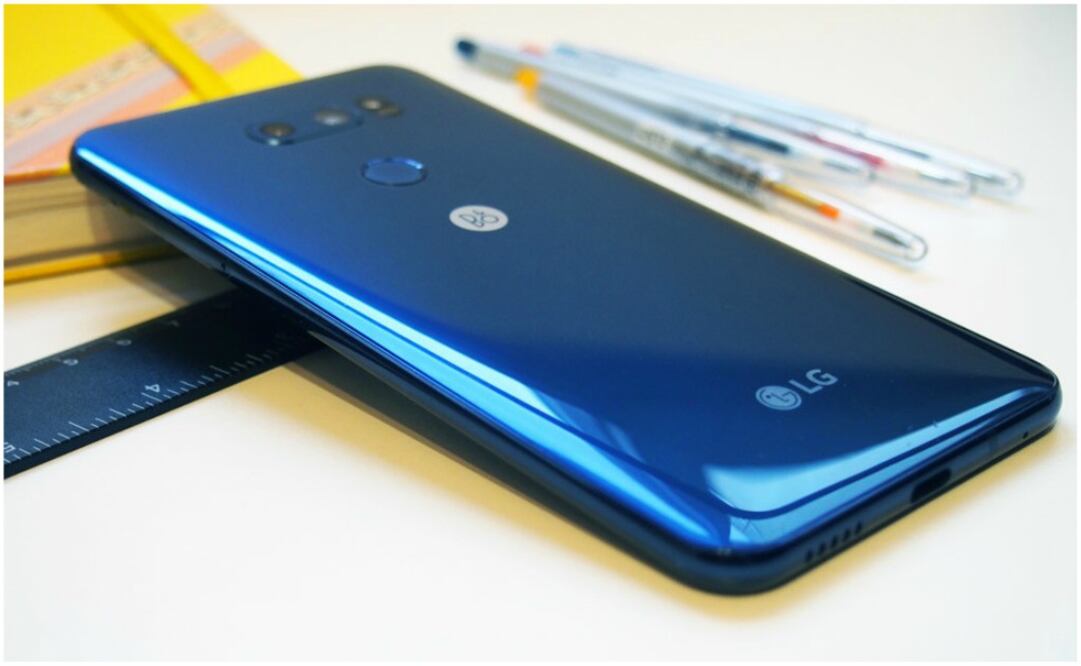 El teléfono analiza imágenes en su base de datos para determinar en qué se enfoca la cámara y así recomendar la mejor configuración