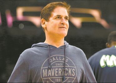 Dueño de Mavericks revienta a televisora que apoya a Donald Trump