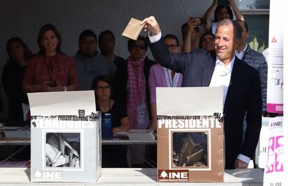 José Antonio Meade vota al sur de la CDMX