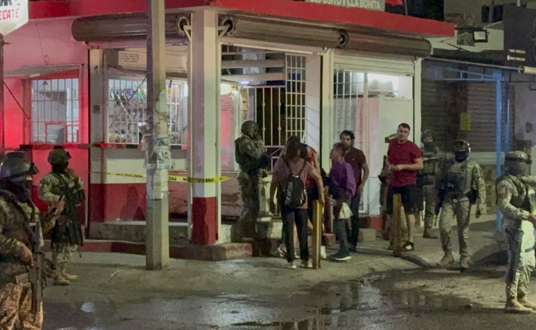 En la colonia Villa Bonita, el dueño de un negocio de venta de bebidas alcohólicas fue asesinado de varios disparos por personas desconocidas. Foto: Especial