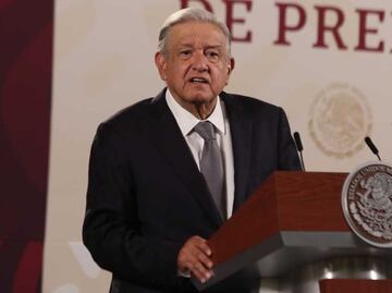 AMLO asegura que “¡Qué viva México!” es una película contra su gobierno y "un churro"
