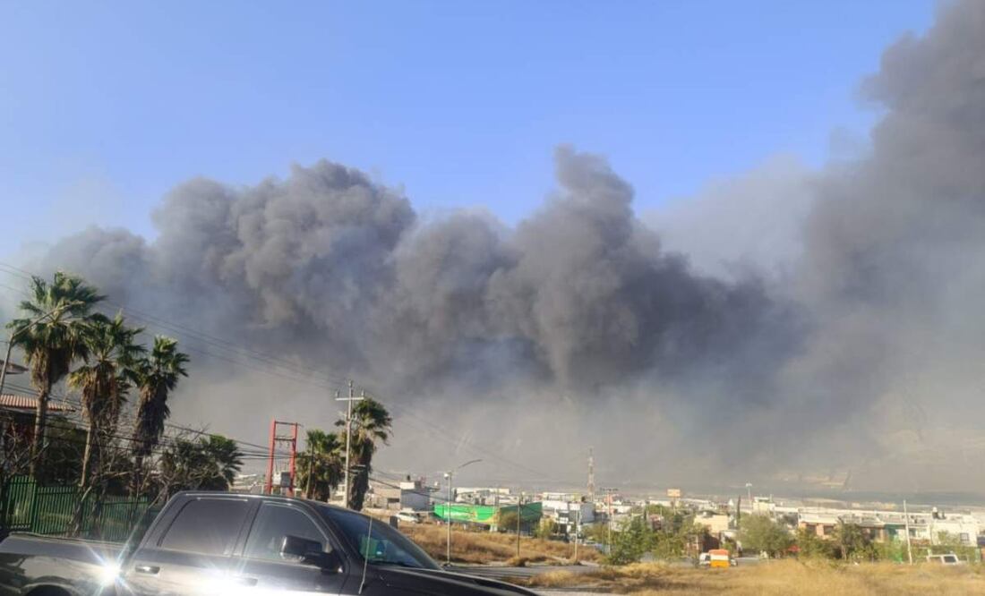 La contingencia ambiental en Nuevo León se mantuvo por más de 24 horas tras los 200 incendios que se presentaron durante el martes (04/03/2025). Foto: Especial