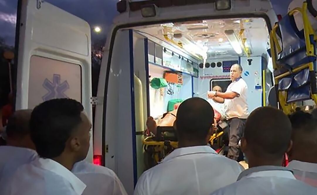 De los 40 pasajeros del autobús, que se volcó en un tramo peligroso de la carretera entre Baracoa y Guantánamo, 22 eran turistas extranjeros. Foto: AFP 