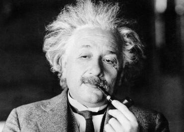 Carta de Einstein con la ecuación E=mc², subastada por 1.2 mdd