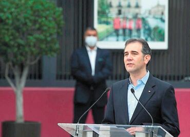 Nadie encarna la democracia: INE