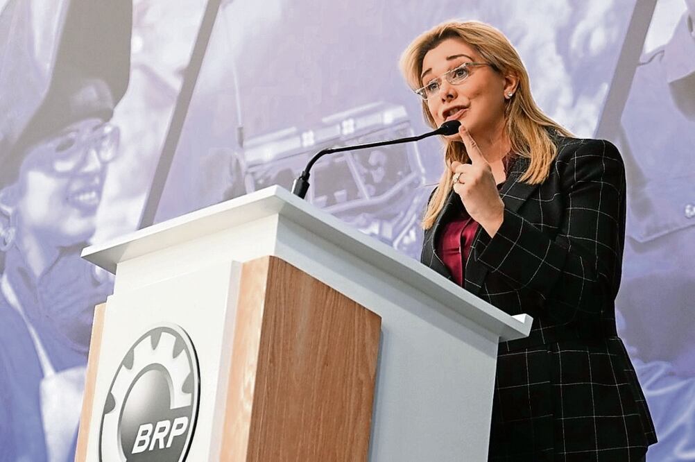 La gobernadora María Eugenia Campos Galván aseguró que la fórmula para la prosperidad de la entidad federativa es la disciplina financiera. Foto: Especial