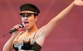 A.B. Quintanilla y Suzette se enfrentan en una demanda millonaria