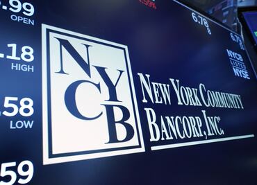 Suspenden cotización del banco NYCB en Wall Street, ¿por qué?