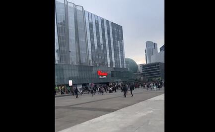 Suicidio causa pánico en centro comercial de París
