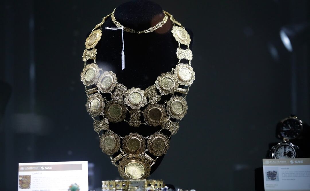 Joyas puestas a subasta antes de que Jaime Cárdenas​​​​​​​ estuviera a cargo del Indep / Archivo. EL UNIVERSAL