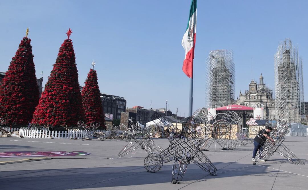 Fotos: Fernando Rojas/El Universal/ En la Plaza de la Constitución ya se aprecia  el set fotográfico ideal para coleccionar grandes recuerdos en compañía de la familia