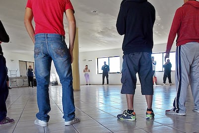 Rescatan a 32 personas de centro de rehabilitación irregular en Jalisco; operativo inició por dos jóvenes desaparecidas