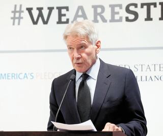 Harrison Ford le exige a Trump ser valiente