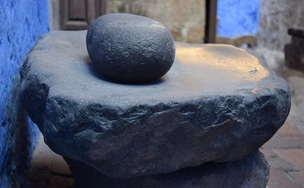 Conoce el batán, el "metate" de Perú