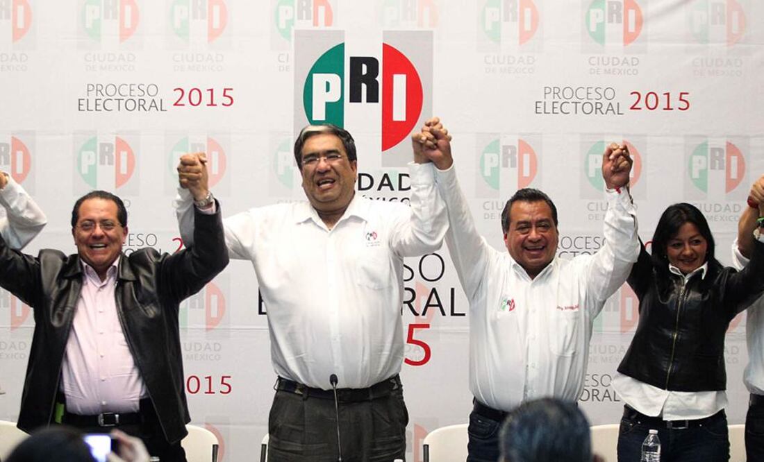 Mauricio López Velázquez, líder del PRI capitalino, advirtió que en el Distrito Federal se acabaron los gobiernos de un sólo partido (Foto: ARIEL OJEDA/ EL UNIVERSAL)