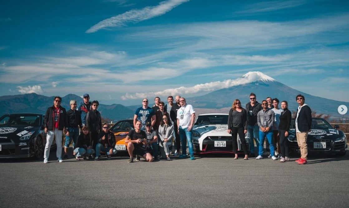 Esta empresa te permite manejar autos deportivos por Japón.
Foto: Instagram @tokyosupercarskk