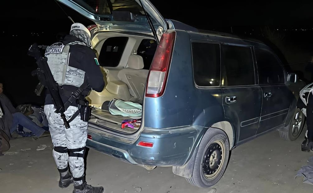 Autoridades catearon autos para asegurar armamento (05/03/2026). Foto: Especial