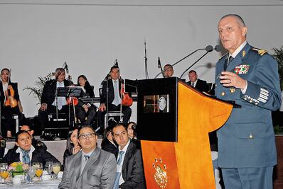 Retos requieren mayor esfuerzo, dice Cienfuegos