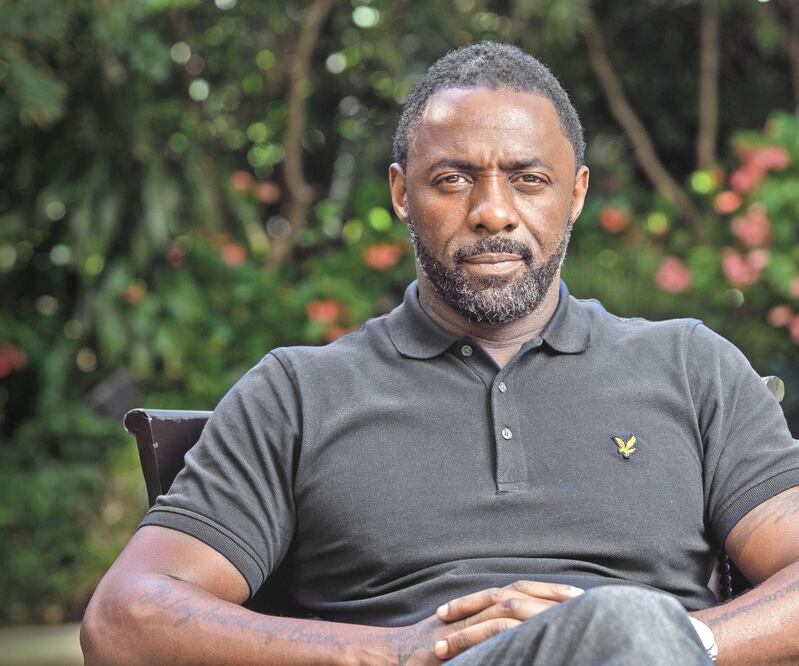 Idris Elba aseguró que por ahora no tiene síntomas. FOTOS: AP Y CLASOS