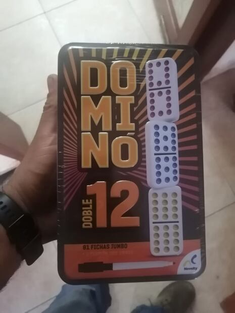 ¡Sorpresa! compra en línea un Nintendo Switch, pero recibe... ¿refrescos?