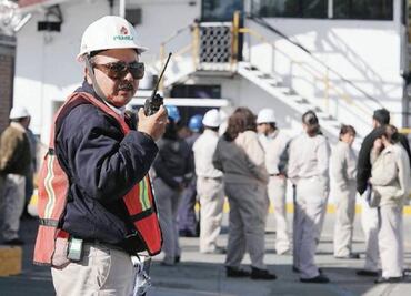 Mexico's Pemex says brush fire at Salamanca refinery contained