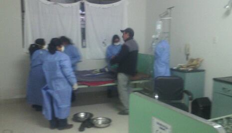 Mueren nueve personas y decenas más se intoxican con cena tras funeral en Perú