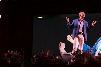 Destaca participación de Carlo Ledezma en el Women Economic Forum