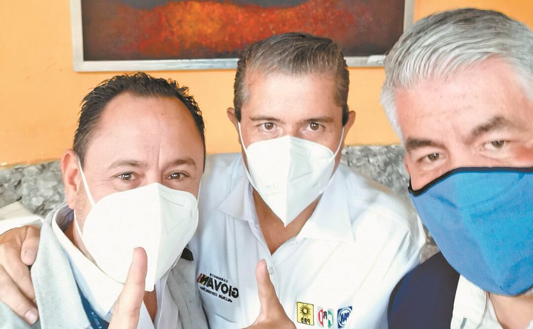 Fernando Cravioto, Giovani Gutiérrez Aguilar, aspirante a la alcaldía de Coyoacán, y Raúl Flores. Foto: TOMADA DE TWITTER