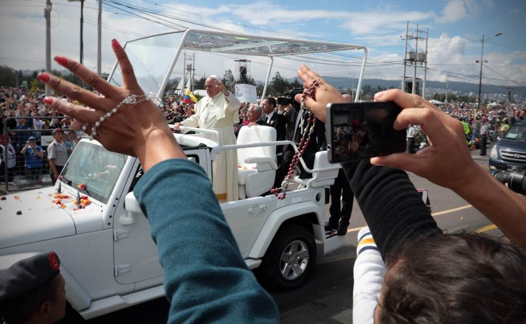 Francisco realiza una gira por países de Sudamérica entre los que se encuentran Paraguay (Foto: Xinhua)