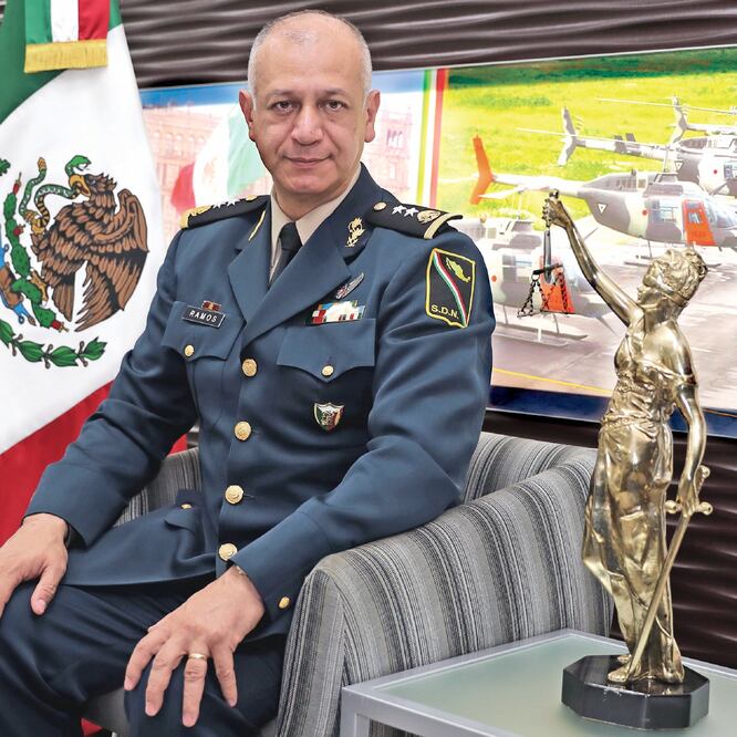 En la foto: Alejandro Ramos Flores, Jefe de Asuntos Jurídicos de la Sedena. VALENTE ROSAS. EL UNIVERSAL