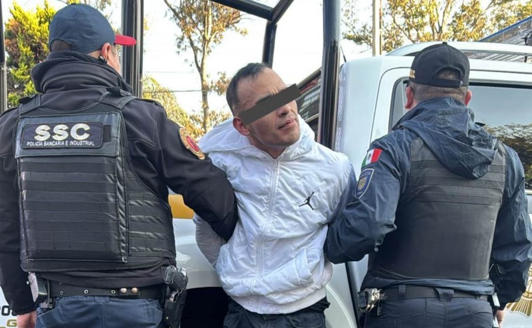 Detienen a hombre por delitos contra comercios en la Álvaro Obregón (04/12/2025). Foto: Especial