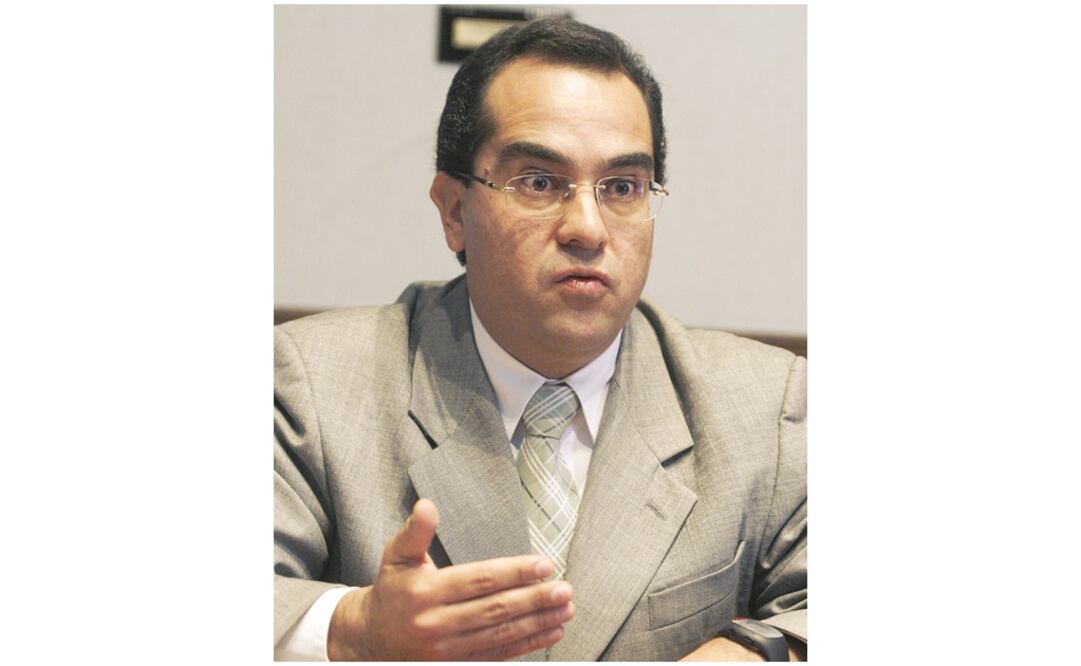 El titular de Gobierno dice que van 48 agentes ultimados este año. (ARCHIVO EL UNIVERSAL)