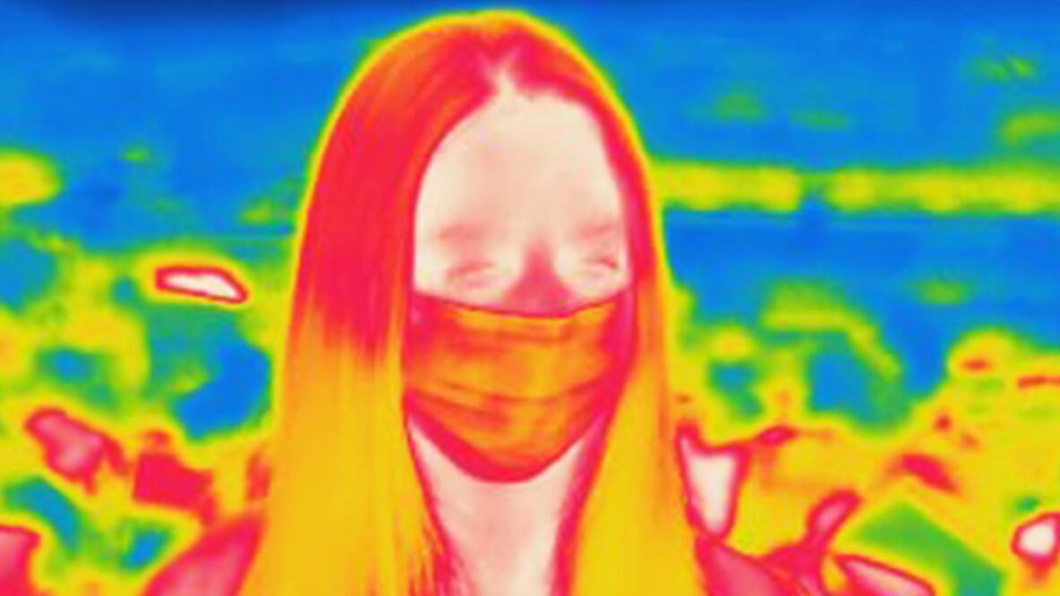 Han empezado a aparecer en espacios públicos cámaras para medir la temperatura corporal