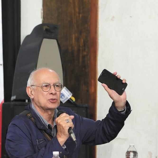 Desconfianza. El investigador Gilberto López señala que las consultas en el Istmo se hacen para imponer proyectos. ARCHIVO EL UNIVERSAL