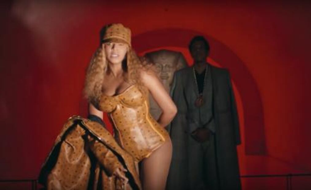 Los looks de Beyoncé en su nuevo video con Jay-Z